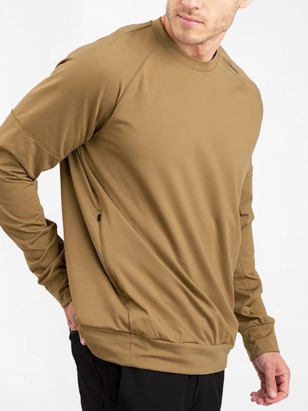 UNRL | Crossover Crewneck | Color/Camel | Large | Excellent condition!!